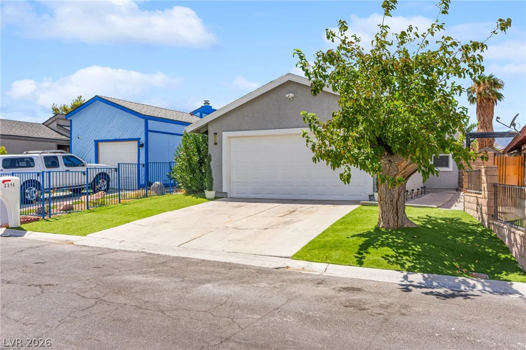 2316 El Cerrito, Las Vegas, NV 89108