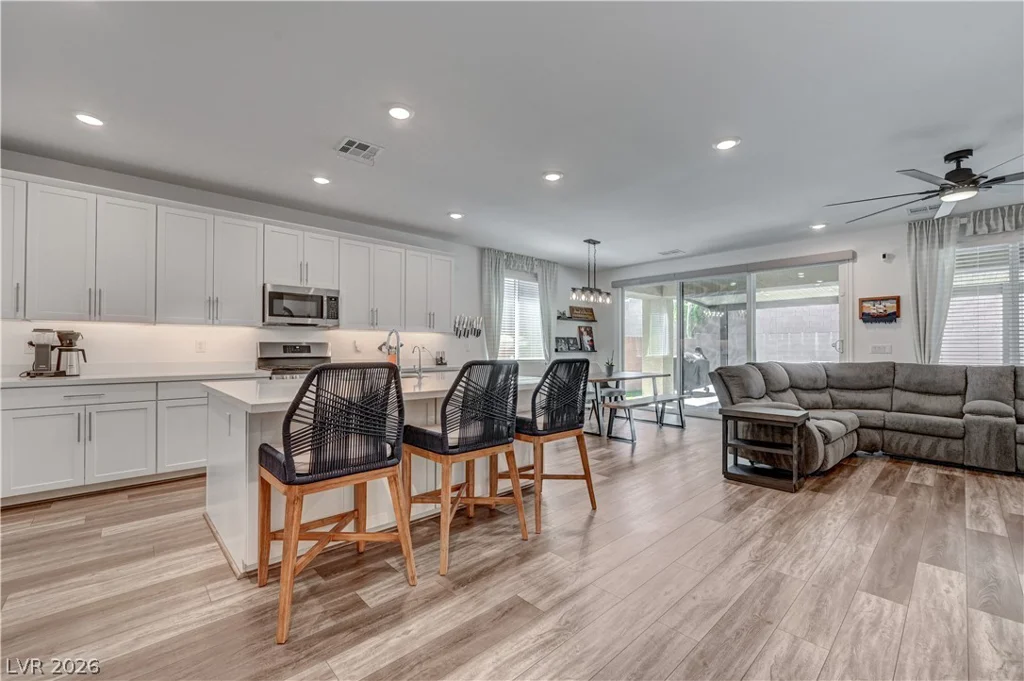 10075 Gila River, Las Vegas, NV 89178