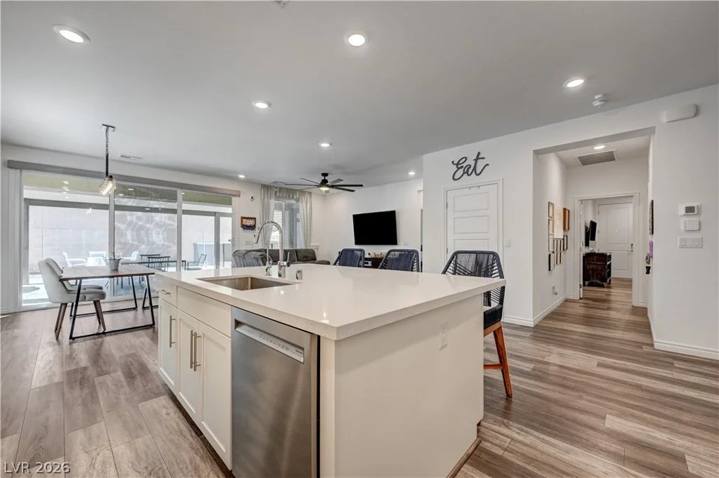 10075 Gila River, Las Vegas, NV 89178