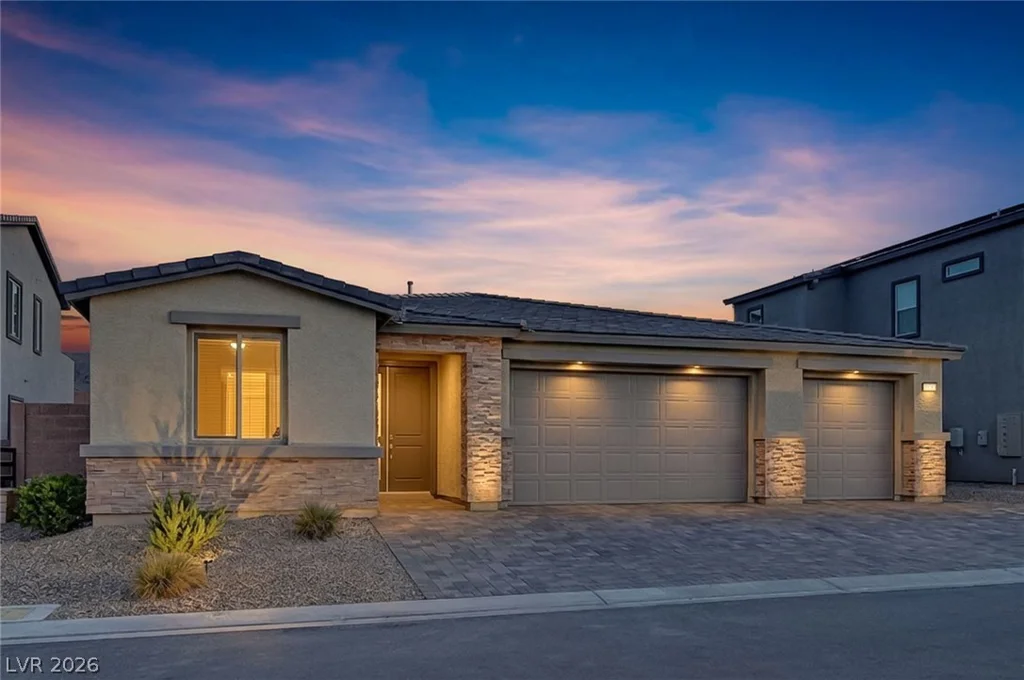 10075 Gila River, Las Vegas, NV 89178