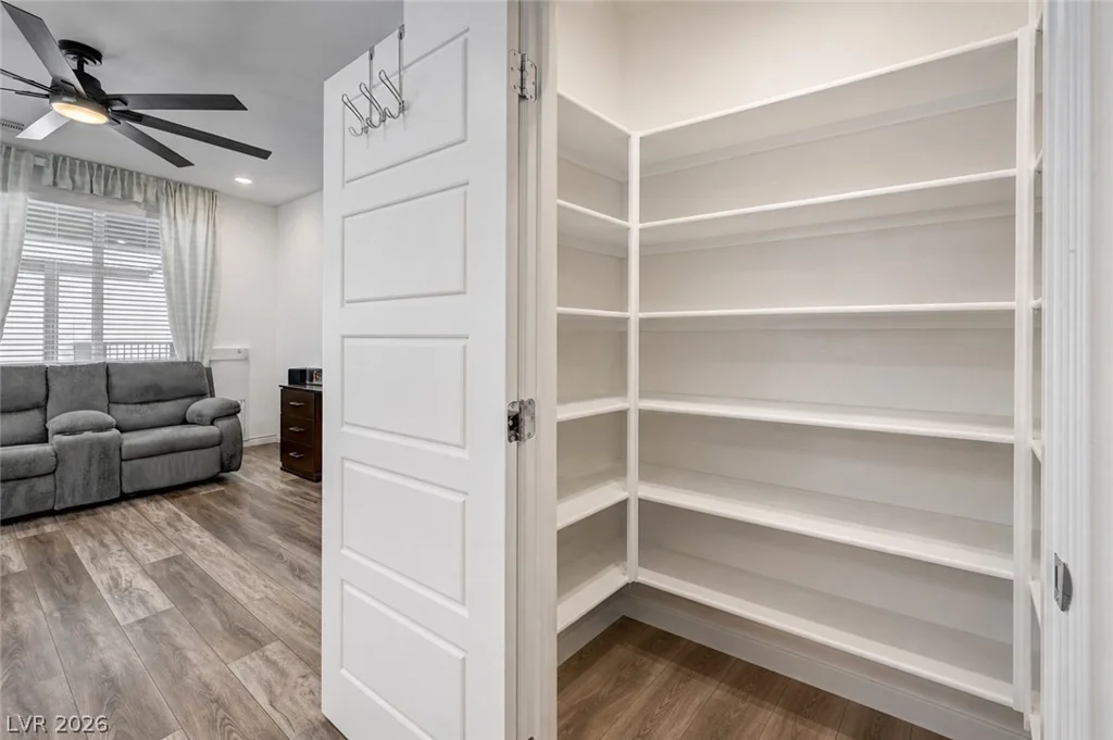 10075 Gila River, Las Vegas, NV 89178