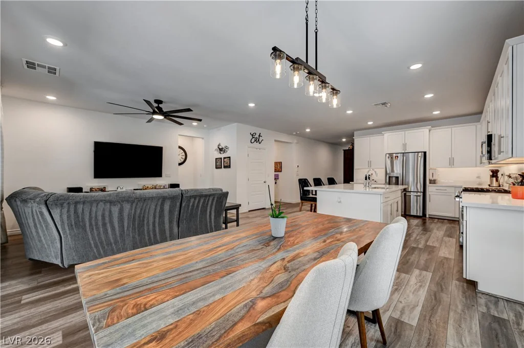 10075 Gila River, Las Vegas, NV 89178