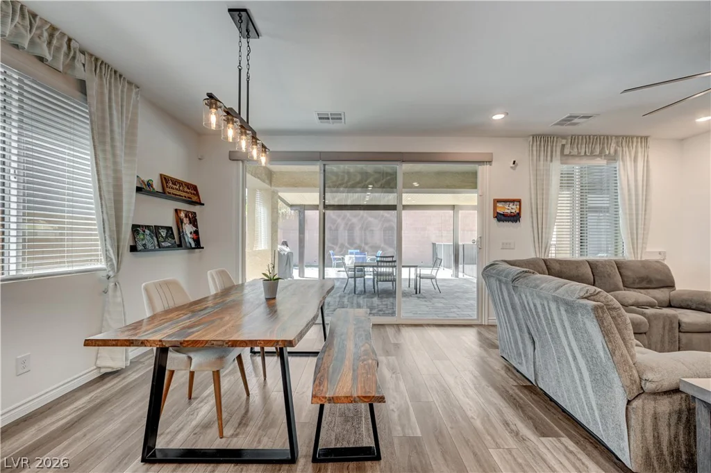 10075 Gila River, Las Vegas, NV 89178