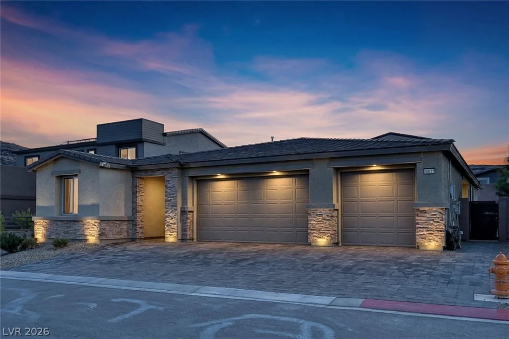 10075 Gila River, Las Vegas, NV 89178