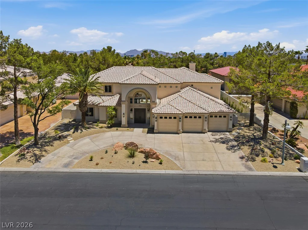 1504 Silver Oaks, Las Vegas, NV 89117