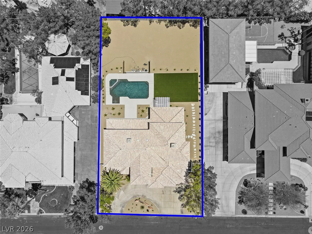 1504 Silver Oaks, Las Vegas, NV 89117