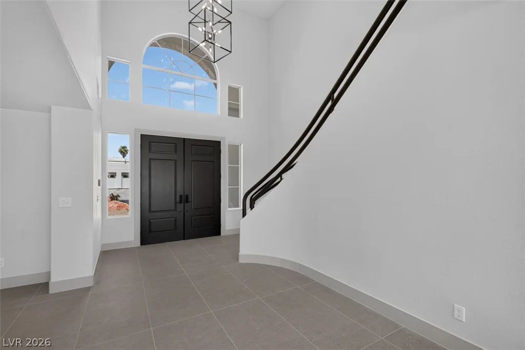 1504 Silver Oaks, Las Vegas, NV 89117