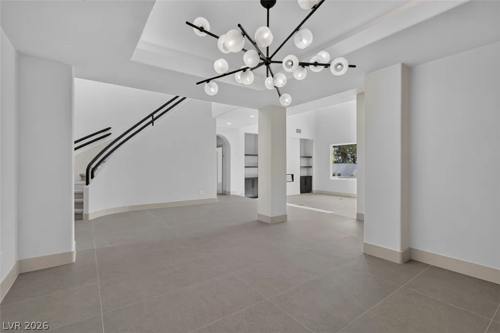 1504 Silver Oaks, Las Vegas, NV 89117