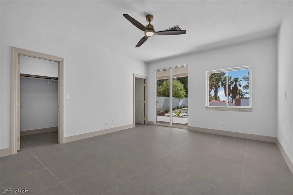 1504 Silver Oaks, Las Vegas, NV 89117