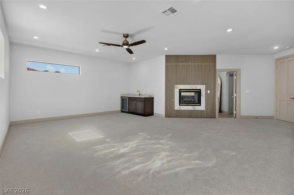 1504 Silver Oaks, Las Vegas, NV 89117