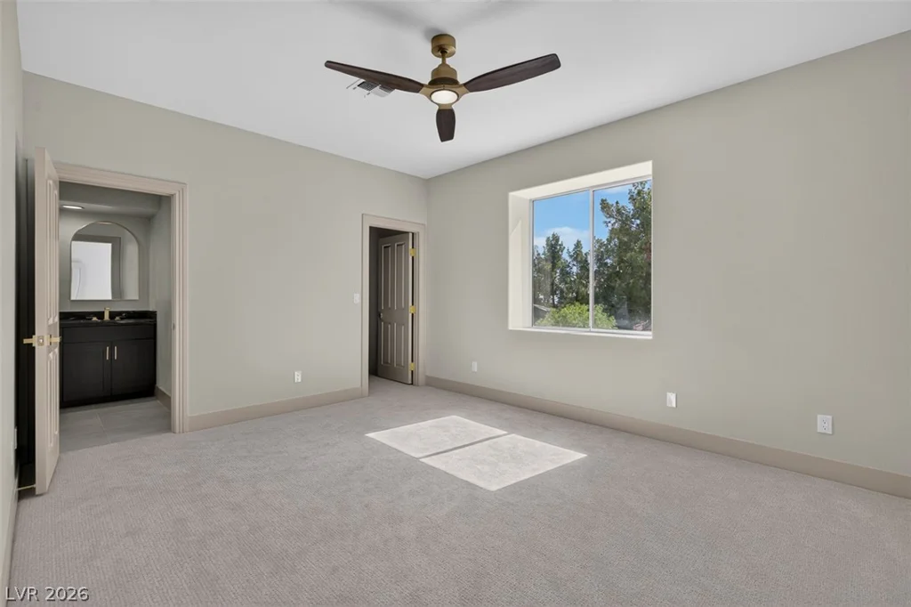 1504 Silver Oaks, Las Vegas, NV 89117