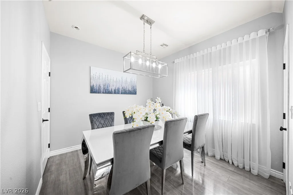 9420 Logan Ridge, Las Vegas, NV 89139