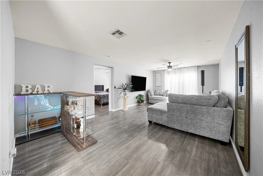 9420 Logan Ridge, Las Vegas, NV 89139