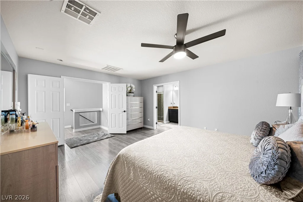 9420 Logan Ridge, Las Vegas, NV 89139