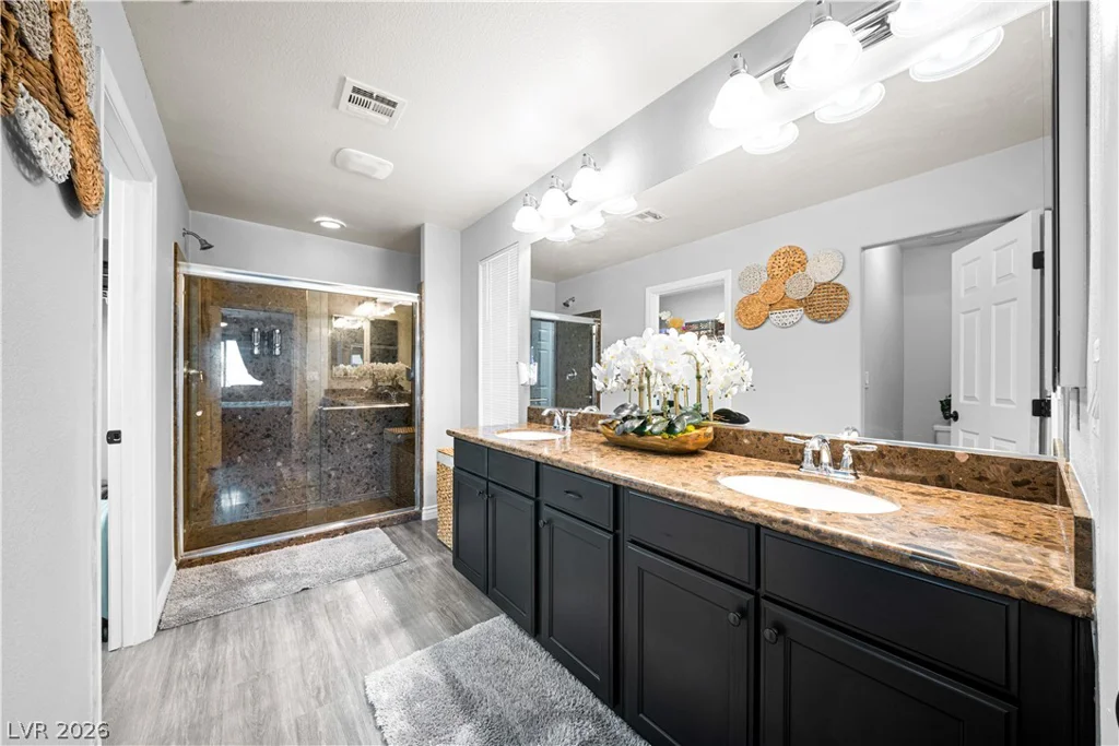 9420 Logan Ridge, Las Vegas, NV 89139