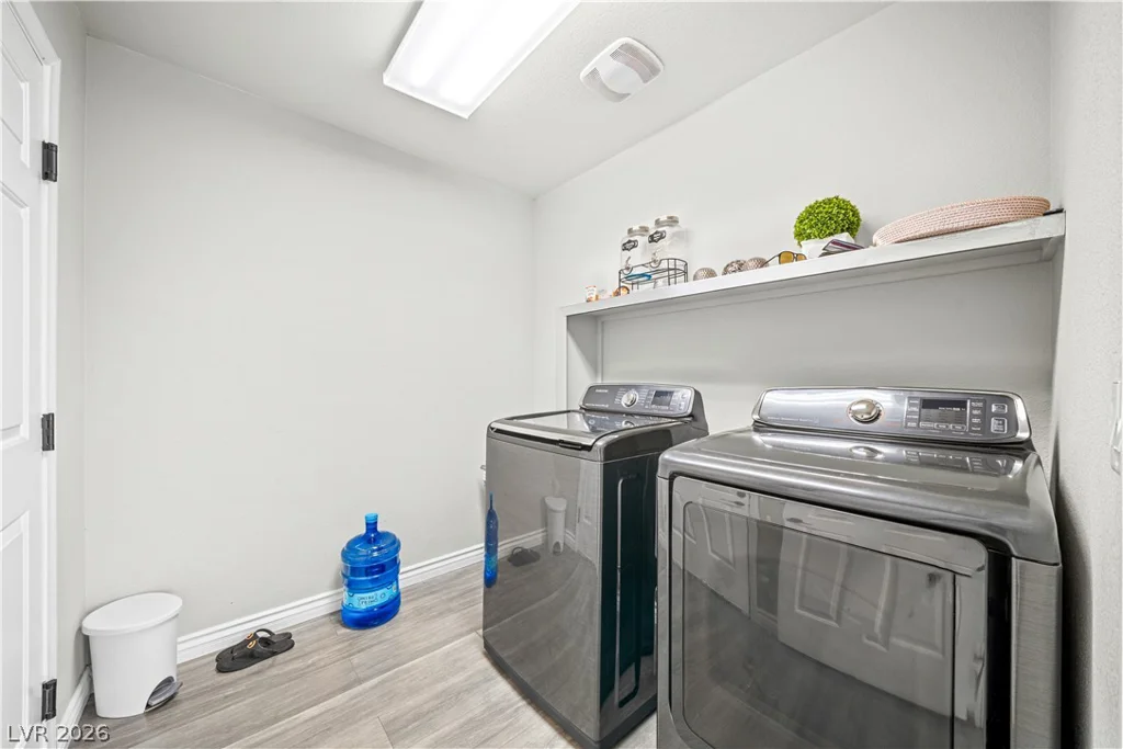 9420 Logan Ridge, Las Vegas, NV 89139