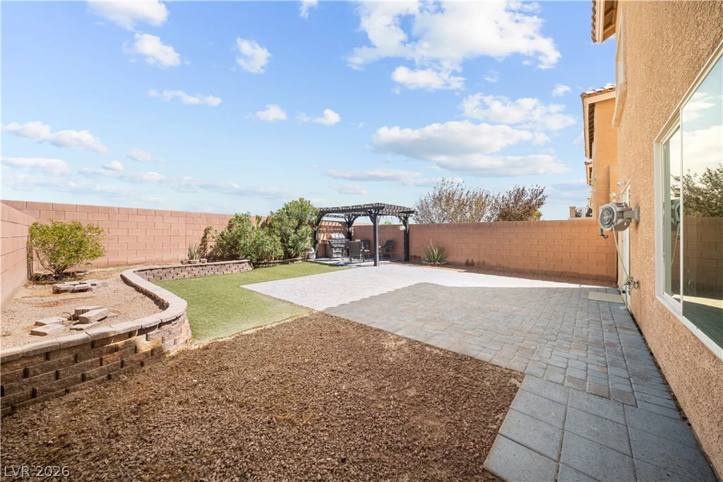 9420 Logan Ridge, Las Vegas, NV 89139