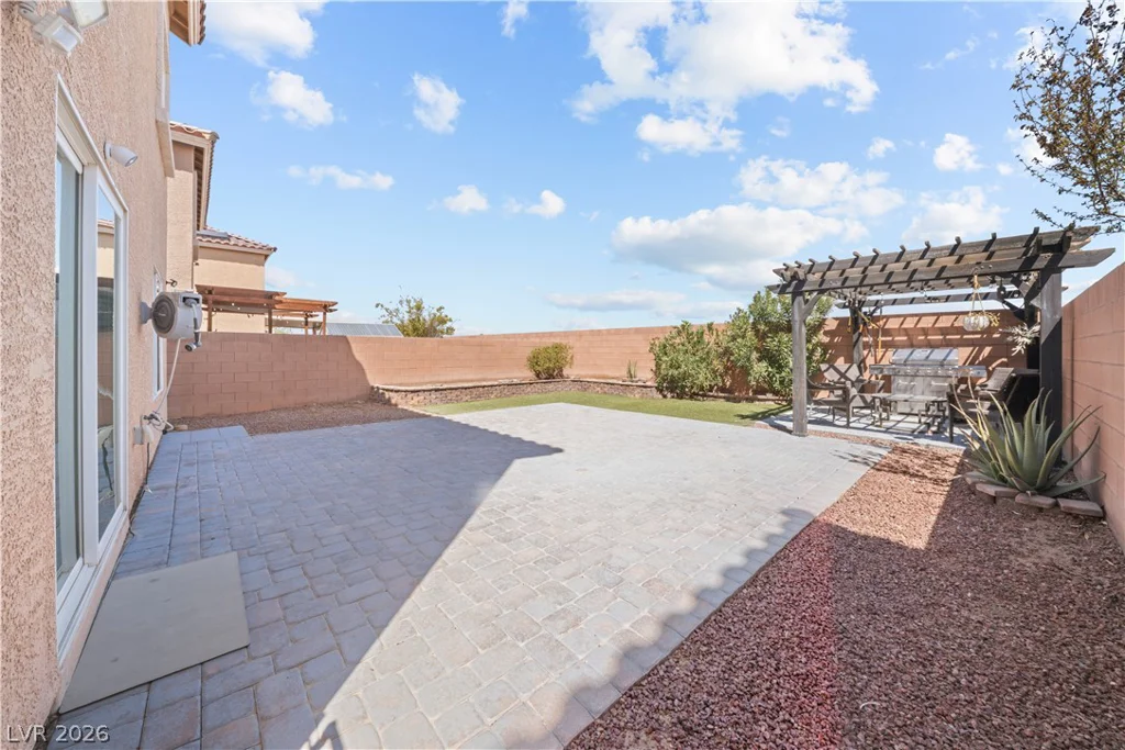 9420 Logan Ridge, Las Vegas, NV 89139