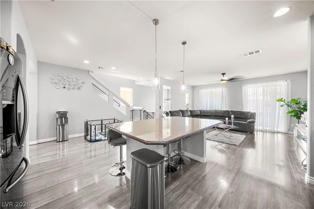 9420 Logan Ridge, Las Vegas, NV 89139