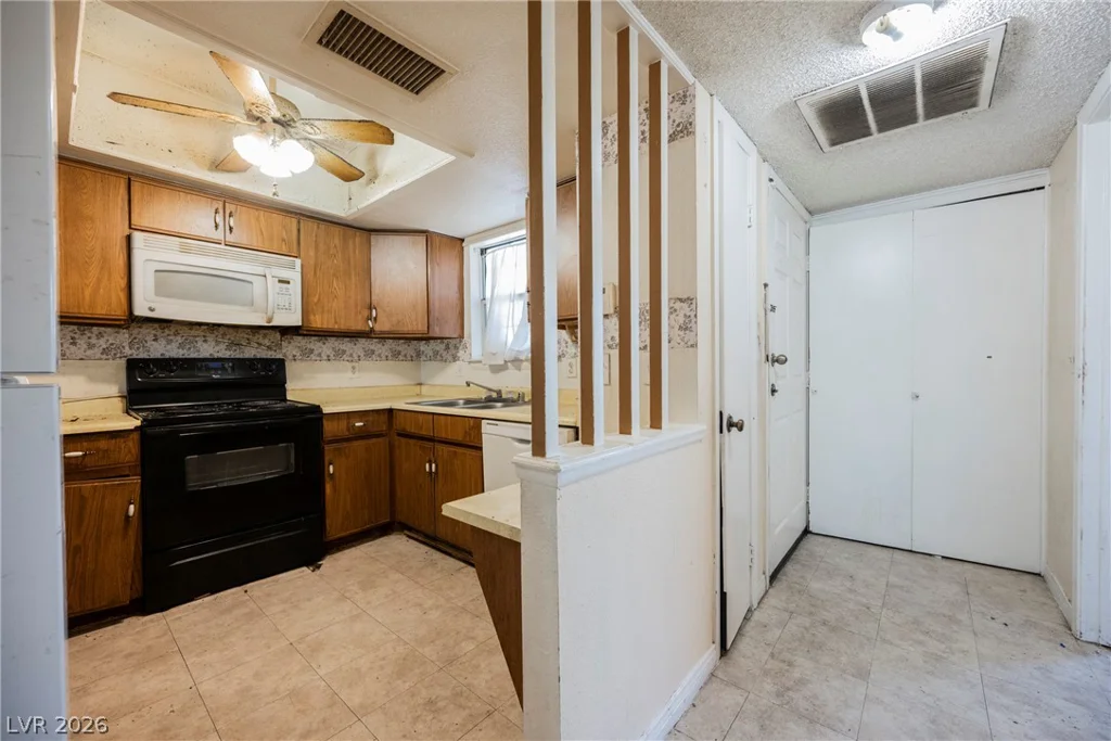3823 Maryland, Las Vegas, NV 89119
