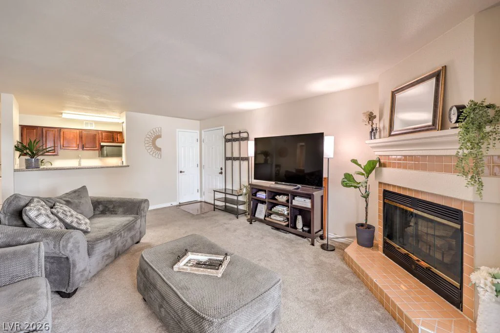 2451 Rainbow, Las Vegas, NV 89108