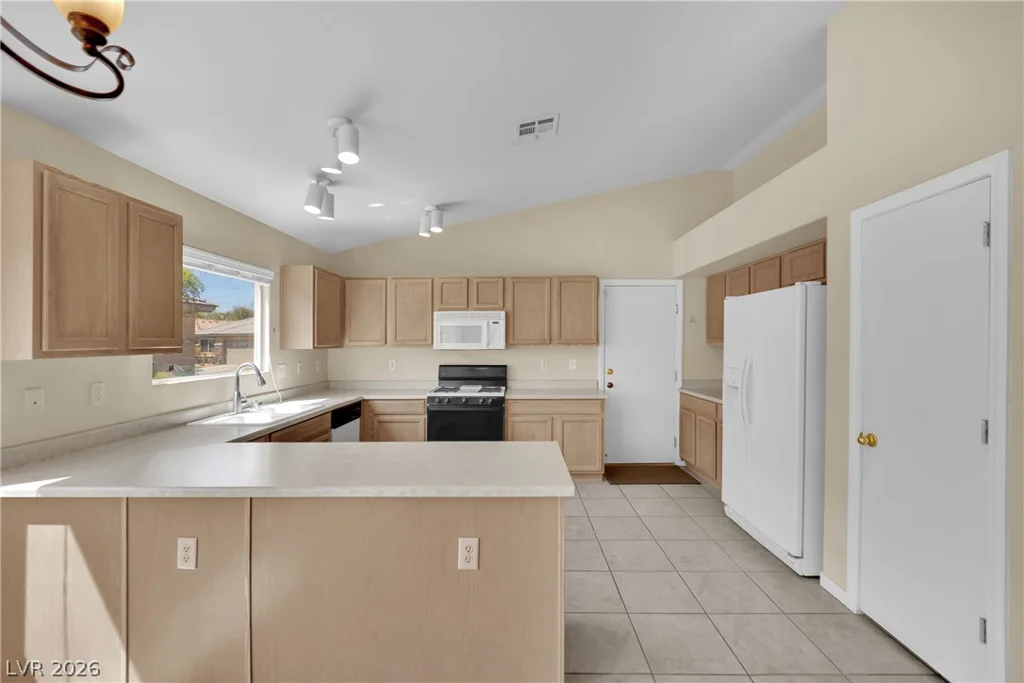 3488 Pointe Vedra, Las Vegas, NV 89122