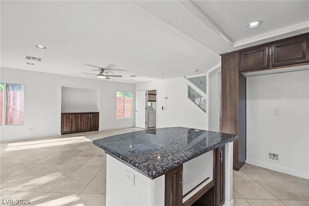 8470 Summers Ranch, Las Vegas, NV 89139