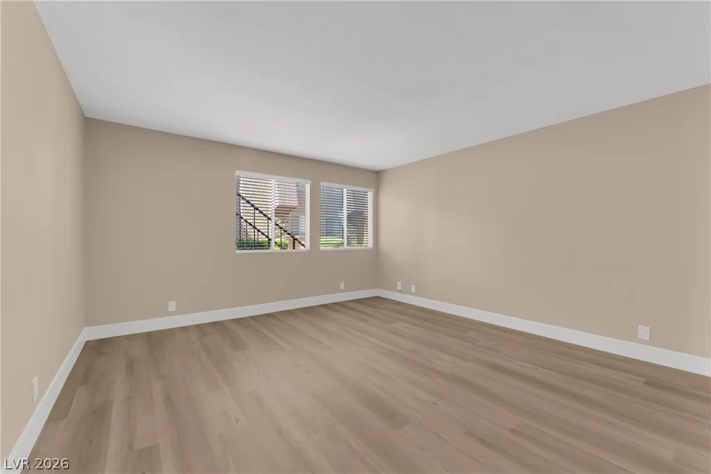 5386 River Glen, Las Vegas, NV 89103