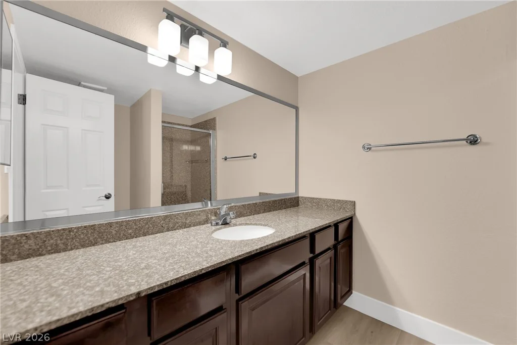 5386 River Glen, Las Vegas, NV 89103