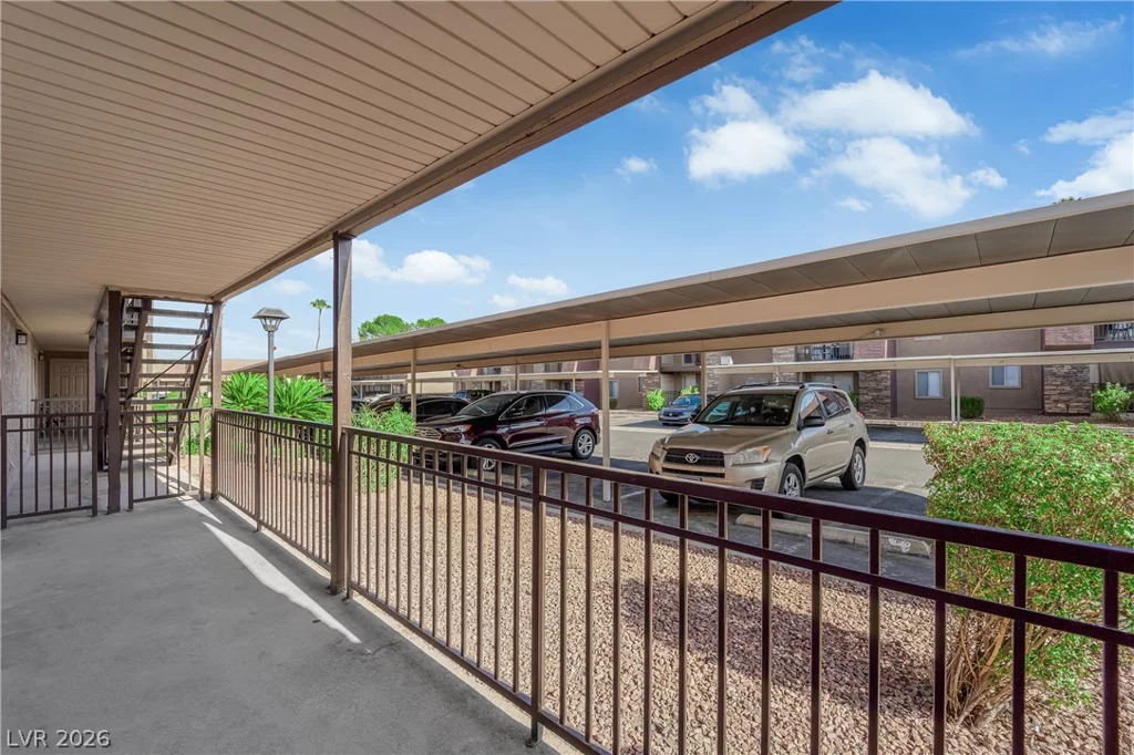5386 River Glen, Las Vegas, NV 89103