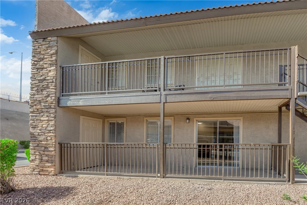5386 River Glen, Las Vegas, NV 89103