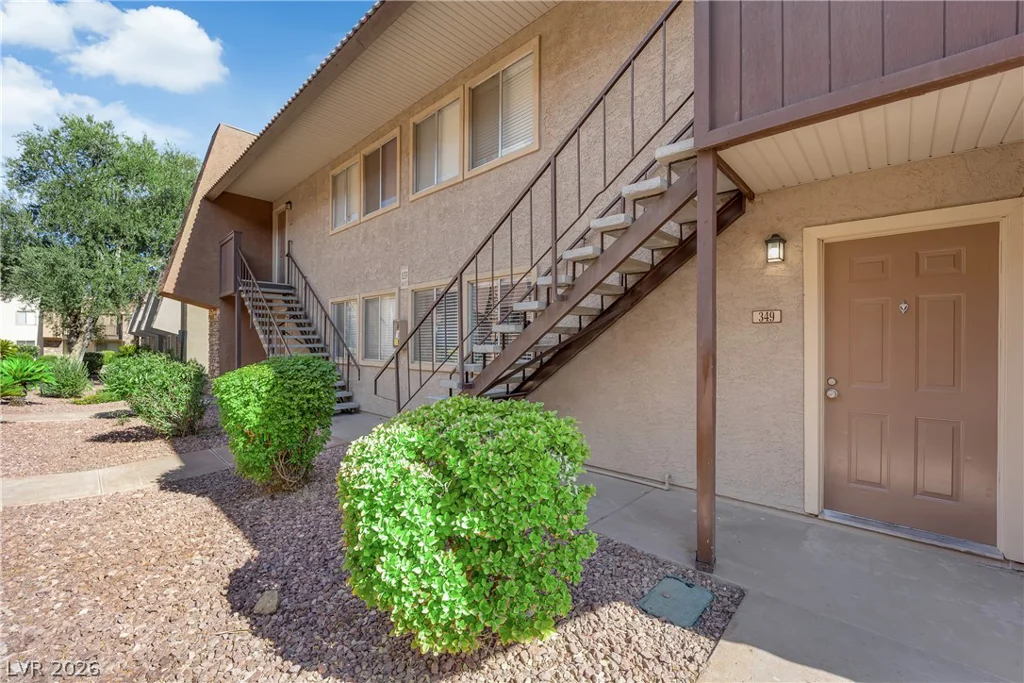 5386 River Glen, Las Vegas, NV 89103