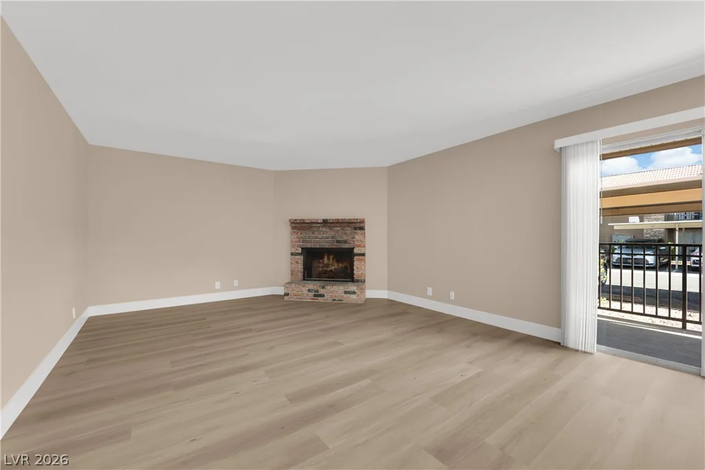 5386 River Glen, Las Vegas, NV 89103