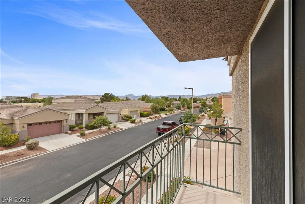 10528 India Hawthorn, Las Vegas, NV 89144
