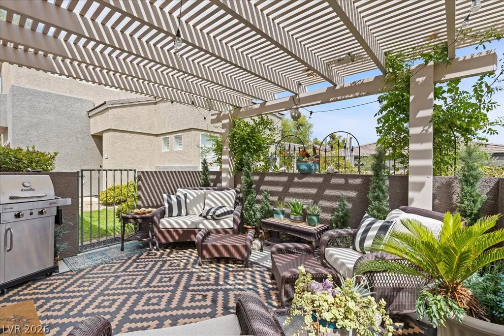 10528 India Hawthorn, Las Vegas, NV 89144
