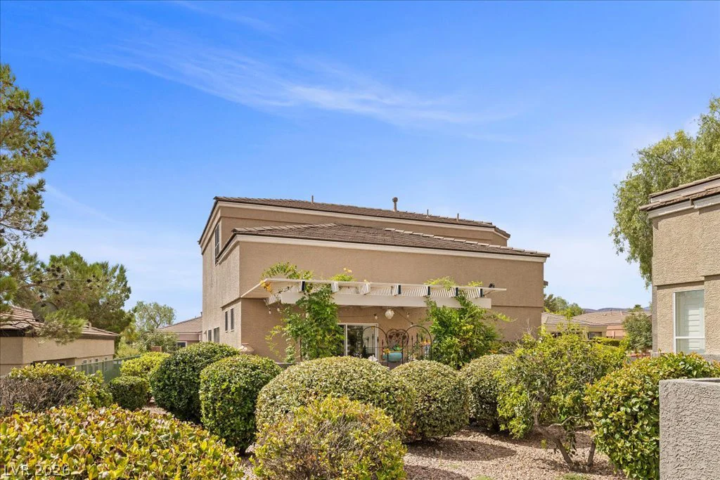 10528 India Hawthorn, Las Vegas, NV 89144