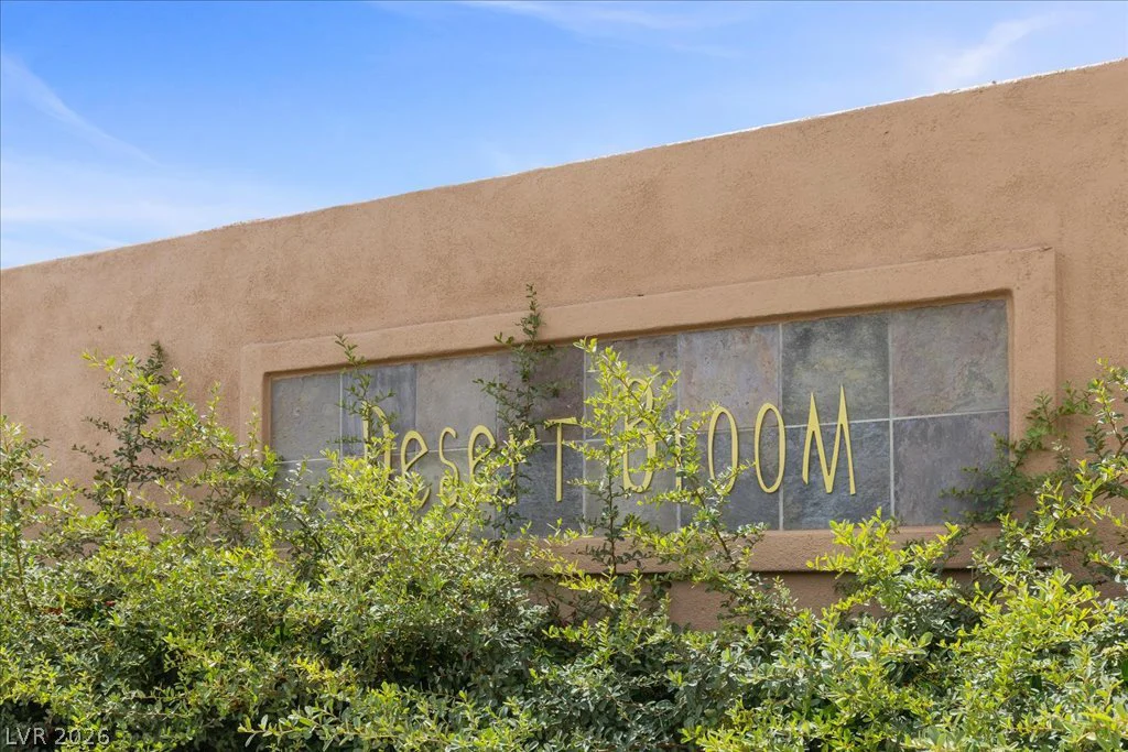 10528 India Hawthorn, Las Vegas, NV 89144