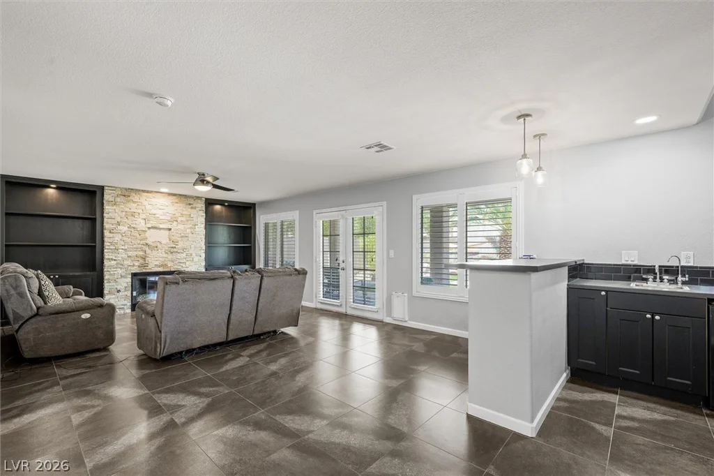 1584 Bozeman, Henderson, NV 89012