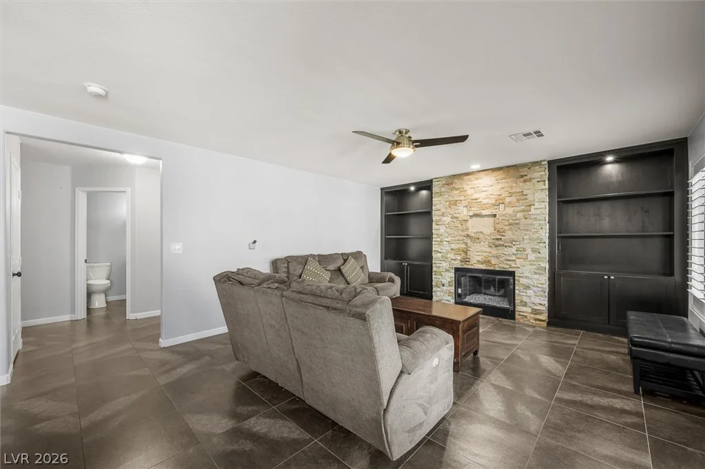 1584 Bozeman, Henderson, NV 89012