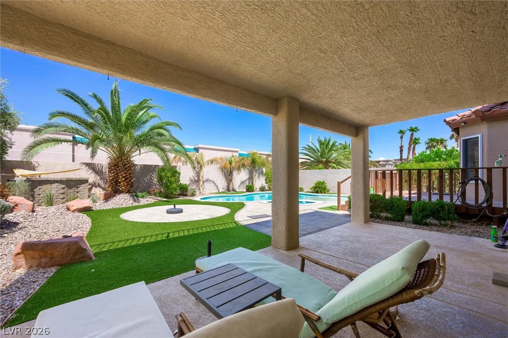 1584 Bozeman, Henderson, NV 89012