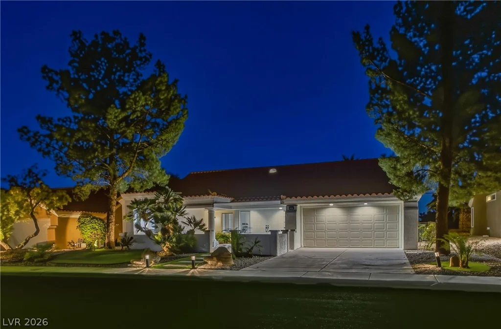 2920 Crown Ridge, Las Vegas, NV 89134