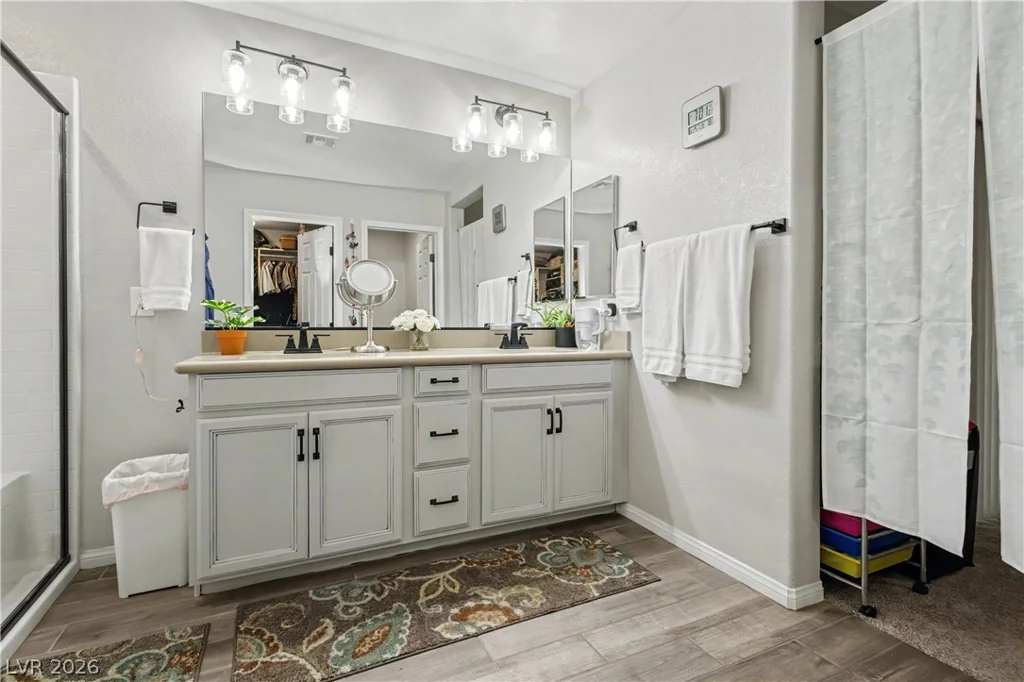 403 Stephen Clear, North Las Vegas, NV 89031