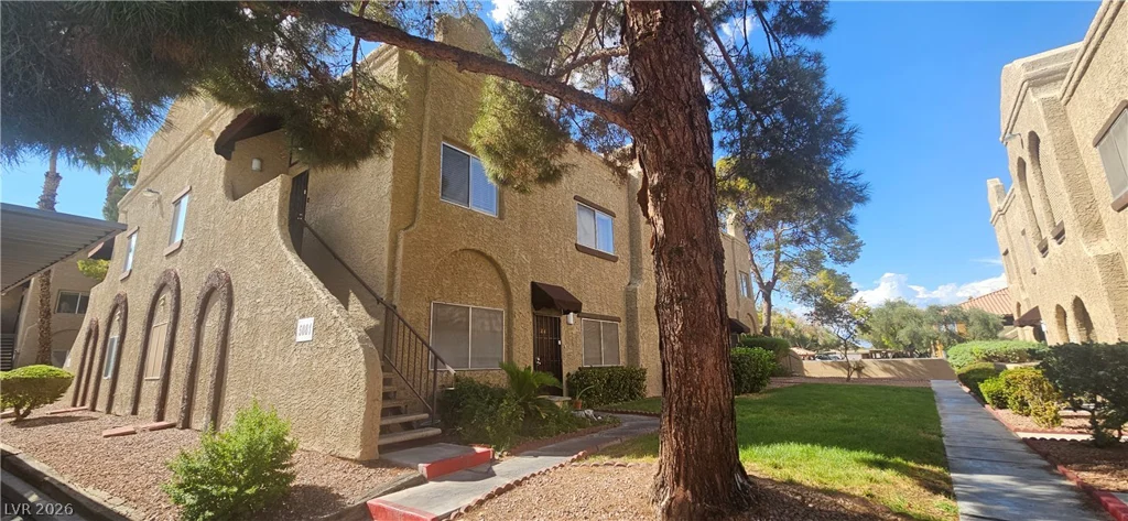 5081 Pioneer, Las Vegas, NV 89146