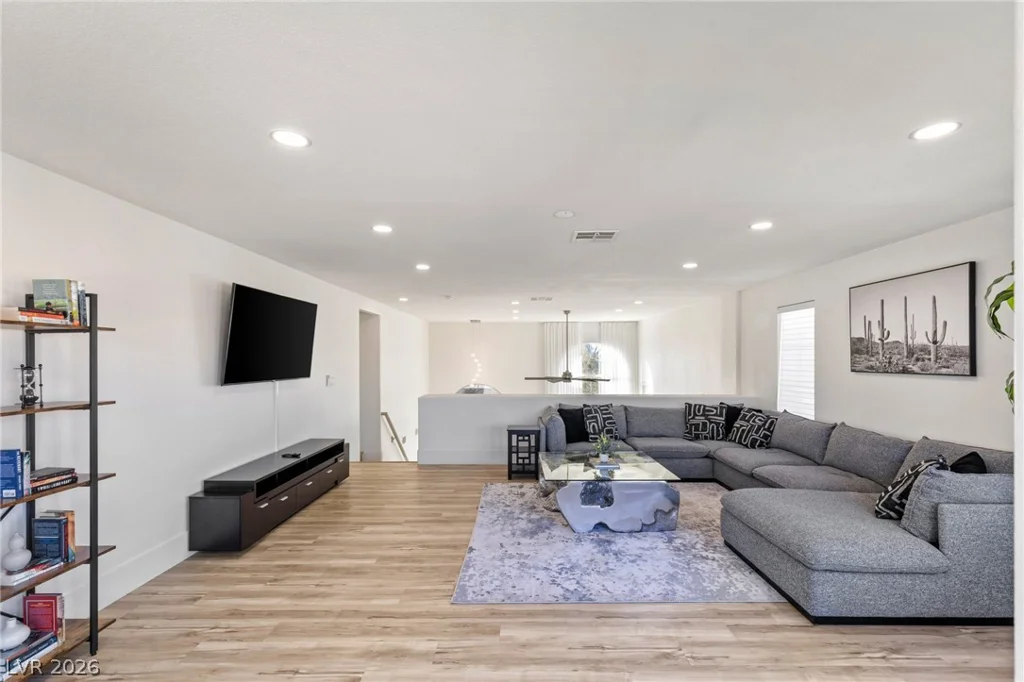 38 Diplomat, Henderson, NV 89074