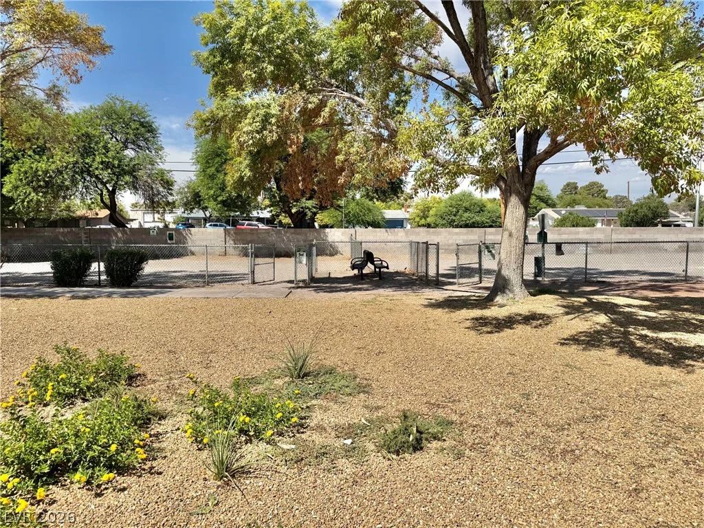 3318 Decatur, Las Vegas, NV 89130