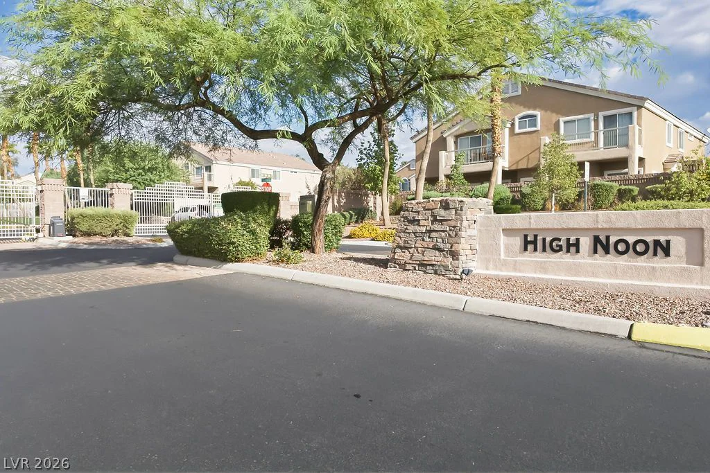 9068 Bushy Tail, Las Vegas, NV 89149