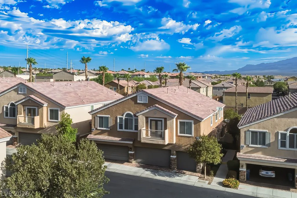 9068 Bushy Tail, Las Vegas, NV 89149