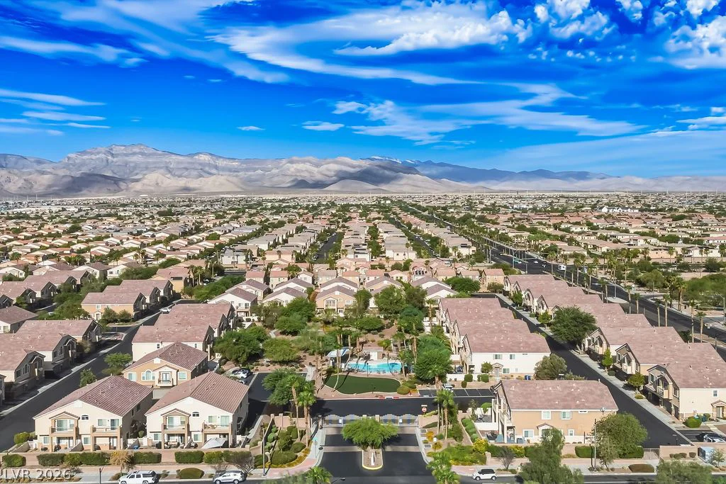 9068 Bushy Tail, Las Vegas, NV 89149