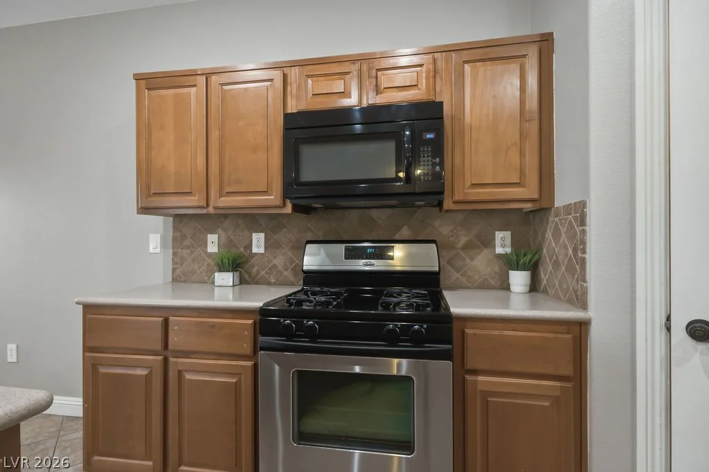 9068 Bushy Tail, Las Vegas, NV 89149