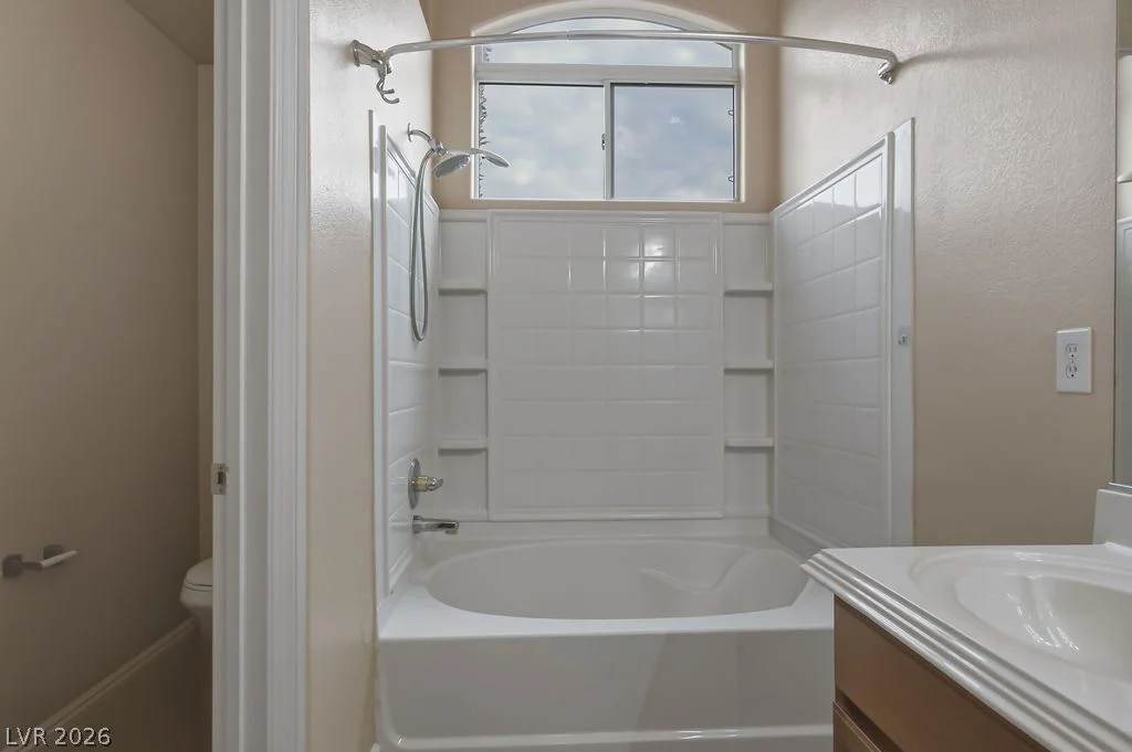 9068 Bushy Tail, Las Vegas, NV 89149